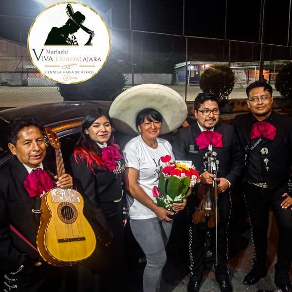 mariachis en quito